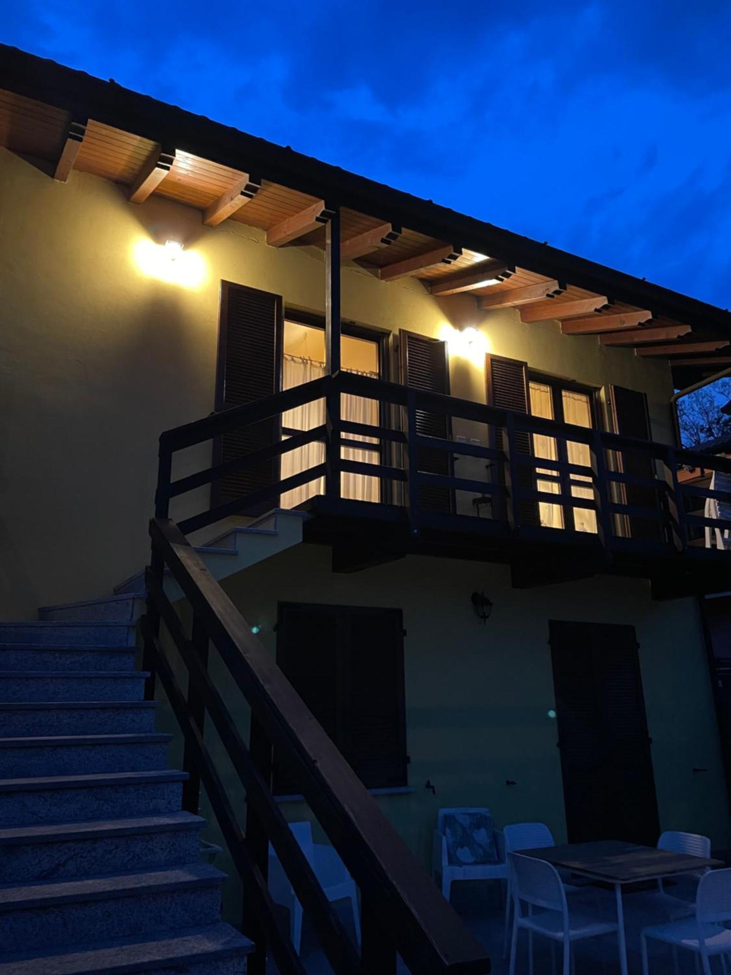 Bb10 Oasi Pension Arona Buitenkant foto